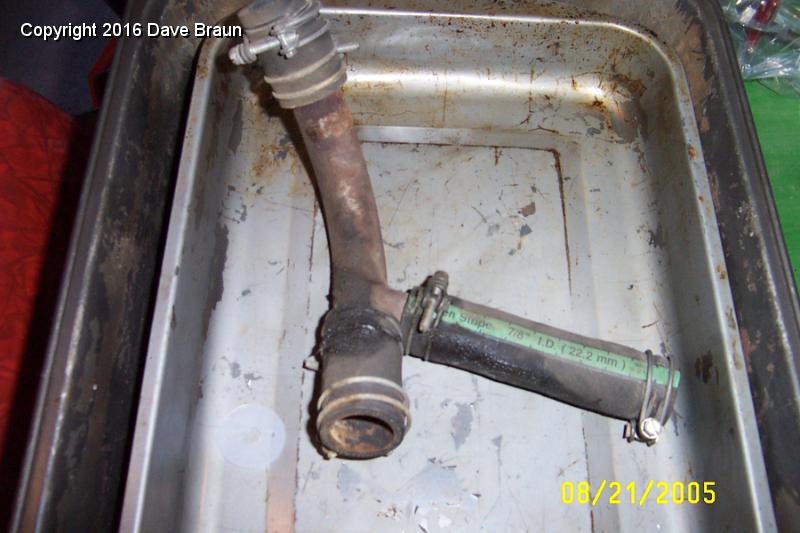 MGTD15470/Engine XPAG TD2 15613/Water Pump/Branch pipe with hoses